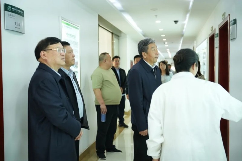 山西省供銷合作社聯(lián)合社黨組書記、理事會(huì)主任高建軍一行蒞臨公司調(diào)研指導(dǎo)